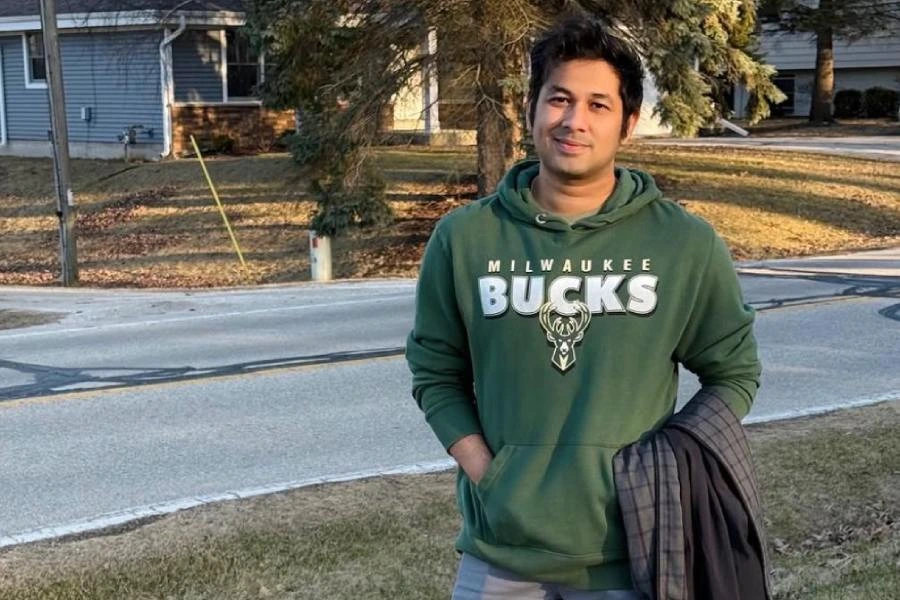 author Debjit Lahiri